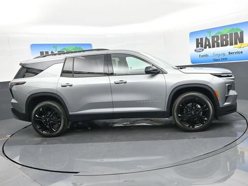 New 2026 Chevrolet Traverse LT w/ Enhanced Driving Package image 7