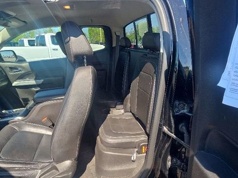 Used 2015 Chevrolet Colorado LT w/ Luxury Package AWD/4WD image 15