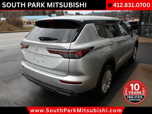 New 2026 Mitsubishi Outlander ES AWD/4WD image 9