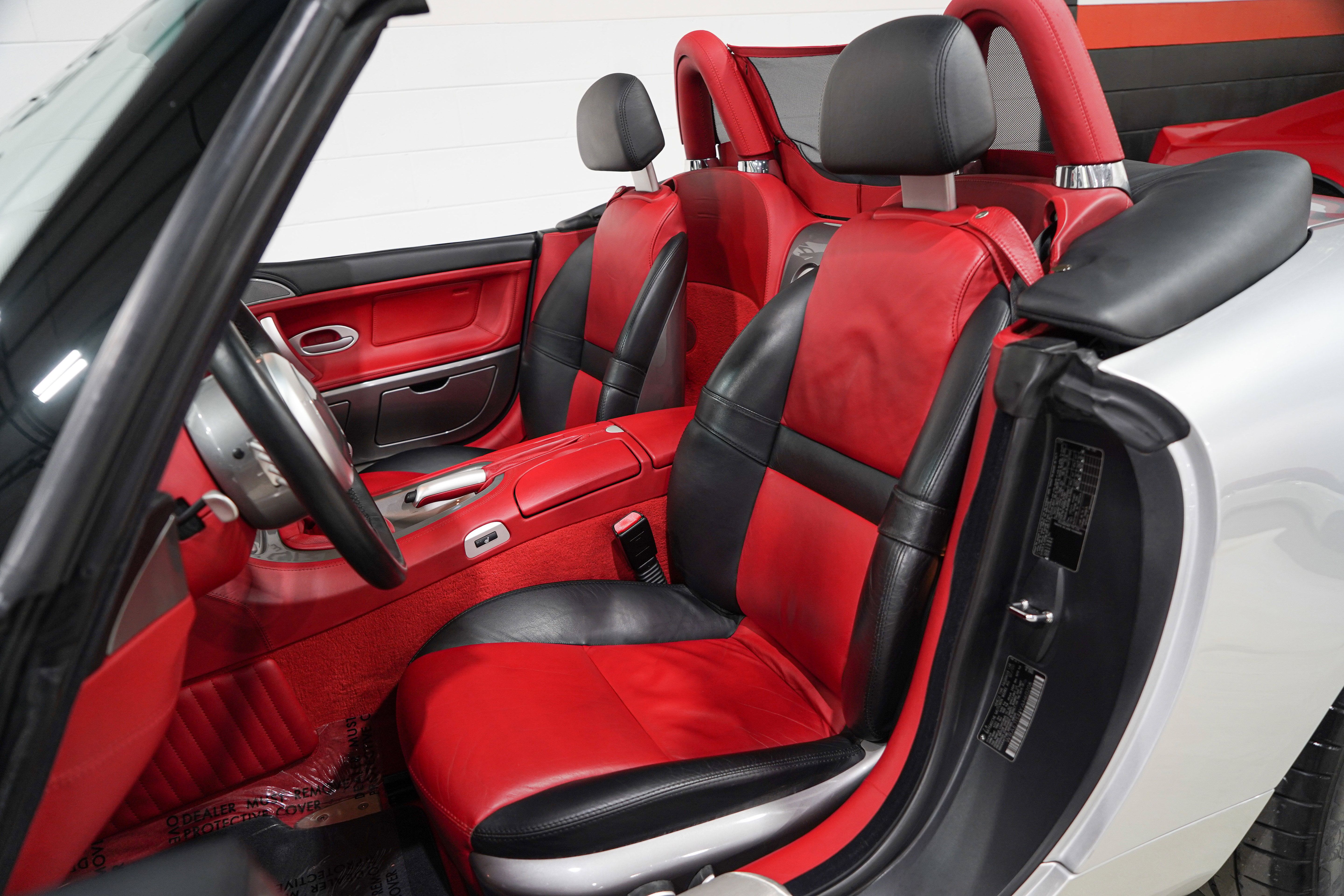Used 2000 BMW Z8 RWD image 10