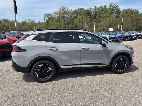 New 2026 Kia Sportage EX FWD image 2