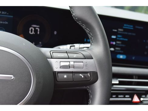 New 2025 Hyundai Tucson XRT image 21