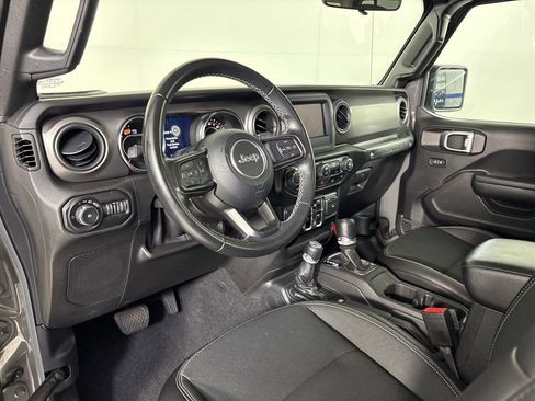 Used 2021 Jeep Wrangler Unlimited Sport AWD/4WD image 15