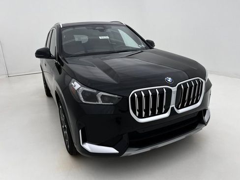 New 2026 BMW X1 xDrive28i w/ Technology Package AWD/4WD image 3