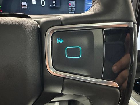 Used 2025 Ford Expedition Platinum AWD/4WD image 20