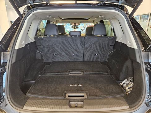 Certified 2023 Nissan Rogue SL w/ SL Premium Package AWD/4WD image 34
