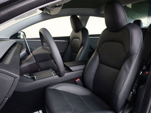 Used 2024 Tesla Model 3 Long Range RWD image 16