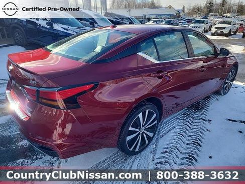 Certified 2021 Nissan Altima 2.5 SR w/ SR Premium Package image 8