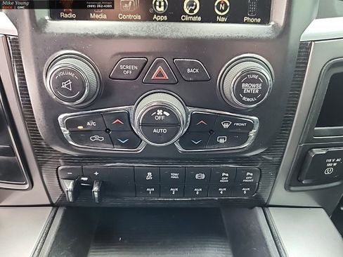 Used 2016 RAM 2500 Limited image 23