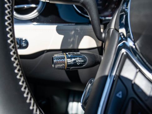 New 2026 Bentley Continental GTC AWD/4WD image 11