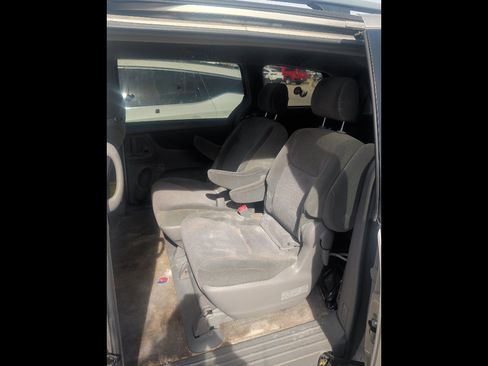 Used 2006 Toyota Sienna LE image 8