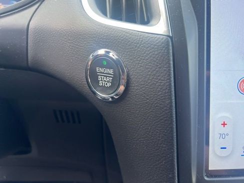 Used 2024 Ford Edge Titanium w/ Equipment Group 301A image 32