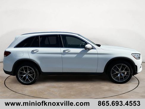 Used 2021 Mercedes-Benz GLC 300 4MATIC image 2