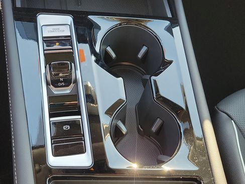 New 2026 Volkswagen Atlas SEL Premium R-Line AWD/4WD image 31