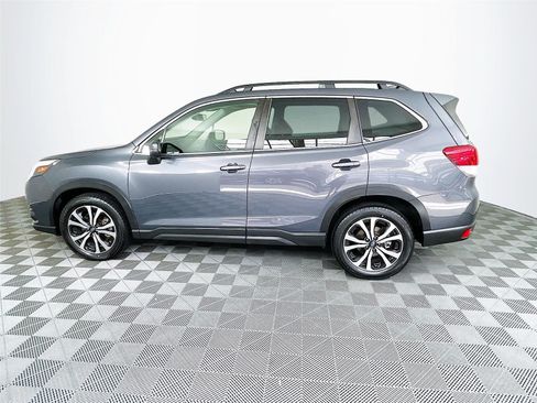 Certified 2023 Subaru Forester Limited AWD/4WD image 4