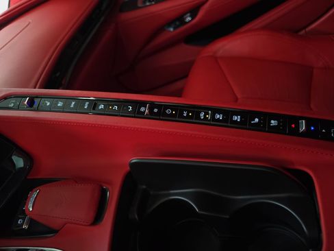Used 2025 Chevrolet Corvette Z06 w/ Stealth Interior Trim Package RWD image 23