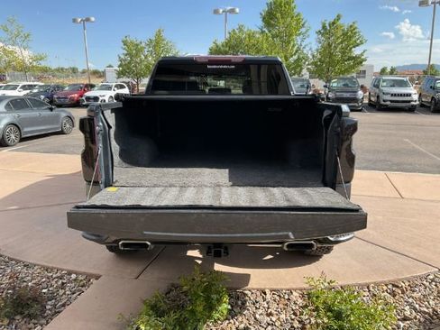 Used 2021 Chevrolet Silverado 1500 Custom Trail Boss AWD/4WD image 16