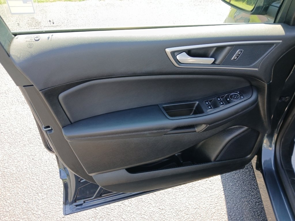 Used 2024 Ford Edge SEL AWD/4WD image 23