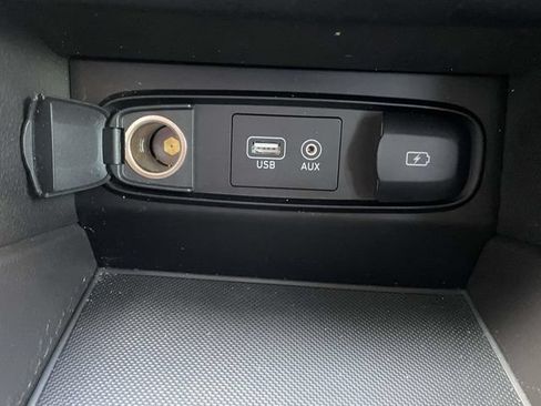 Used 2019 Hyundai Santa Fe SE AWD/4WD image 28