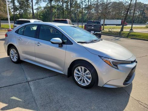 Certified 2026 Toyota Corolla LE w/ LE Premium Package image 9