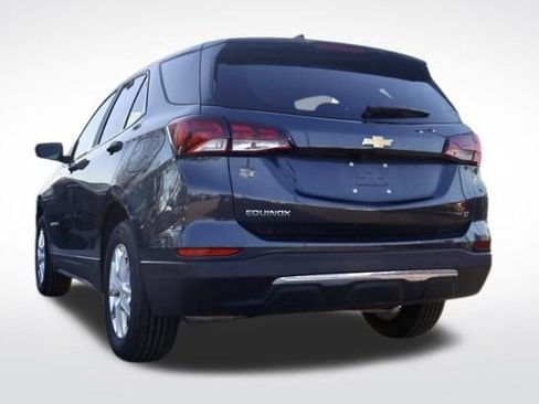 Certified 2022 Chevrolet Equinox LT w/ Driver Convenience Package image 10