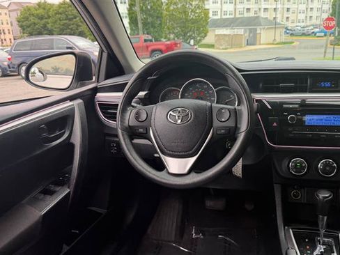 Used 2014 Toyota Corolla L FWD image 25