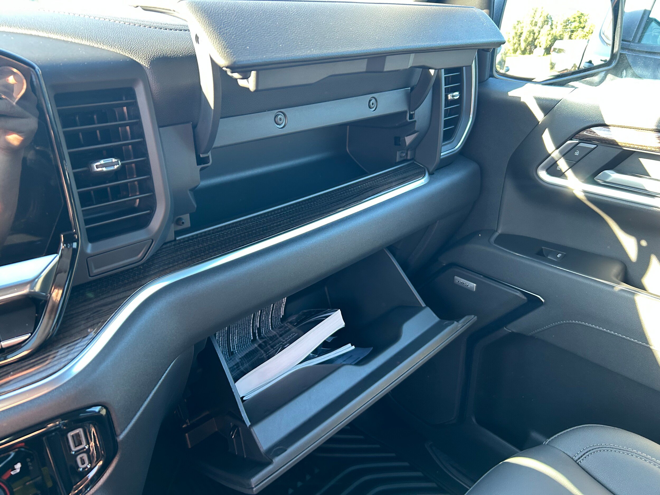 New 2026 Chevrolet Silverado 1500 RST w/ Safety Package AWD/4WD image 31