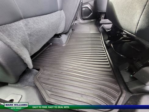 Used 2024 Chevrolet Traverse RS image 50