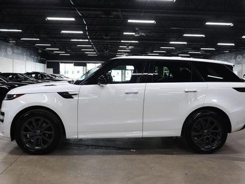Used 2024 Land Rover Range Rover Sport Dynamic SE AWD/4WD image 2