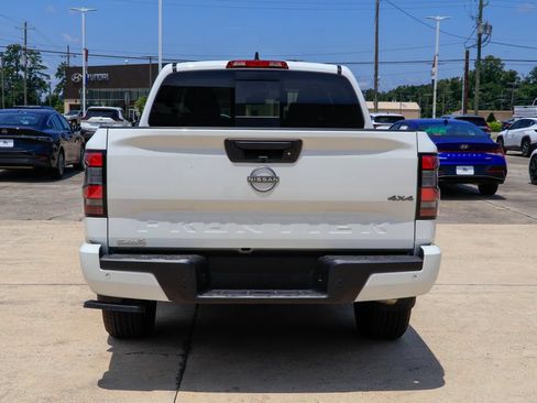 Certified 2026 Nissan Frontier SV AWD/4WD image 22
