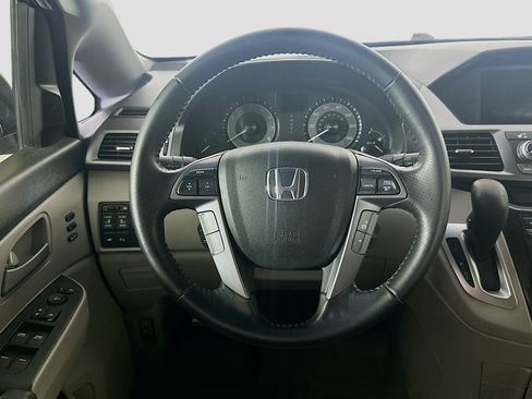 Used 2013 Honda Odyssey Touring image 18