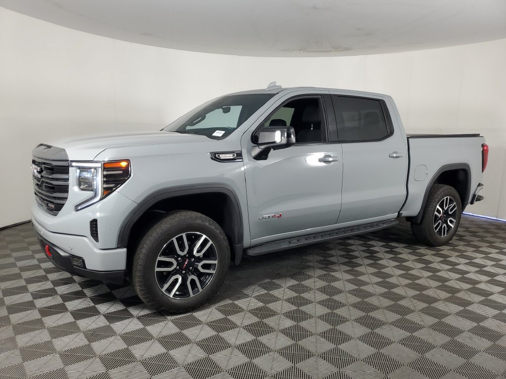 Certified 2024 GMC Sierra 1500 AT4 w/ Technology Package AWD/4WD image 8