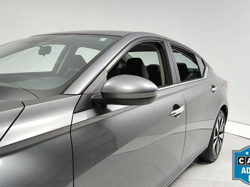 Used 2022 Nissan Altima 2.5 SV FWD image 36