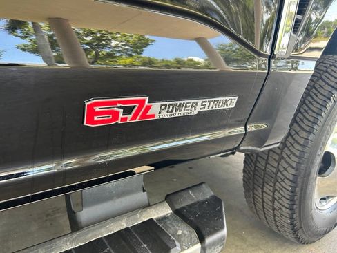 Used 2026 Ford F350 Lariat AWD/4WD image 25
