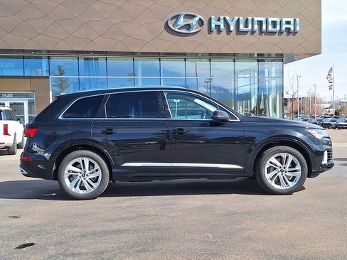 Used 2024 Audi Q7 3.0T Premium Plus AWD/4WD image 2