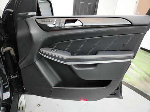 Used 2018 Mercedes-Benz GLS 63 AMG 4MATIC w/ AMG Night Styling Package image 29