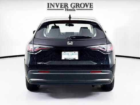 Certified 2023 Honda HR-V LX image 6