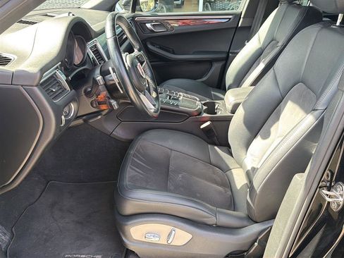 Used 2017 Porsche Macan AWD image 12