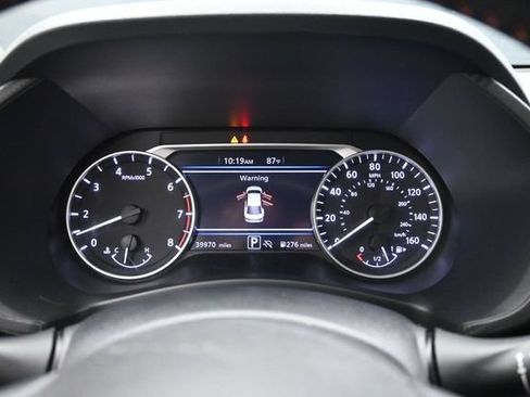 Used 2025 Nissan Sentra SR FWD image 19
