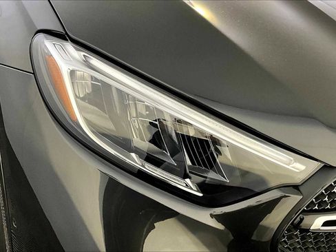 New 2026 Mercedes-Benz GLC 300 4MATIC image 16