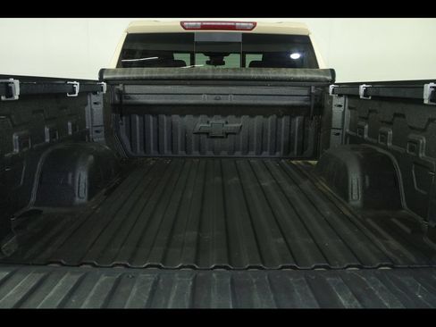 Used 2022 Chevrolet Silverado 1500 LT Trail Boss w/ LT Trail Boss Premium Package AWD/4WD image 10