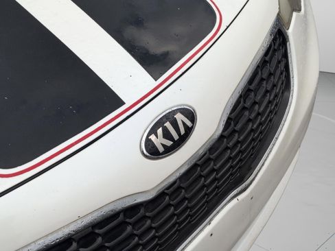 Used 2015 Kia Forte LX w/ Popular Package image 12