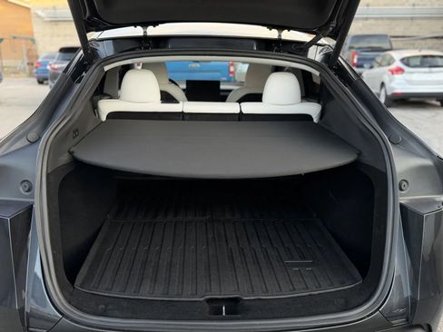 Used 2026 Tesla Model Y Long Range AWD/4WD image 16