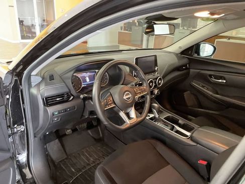 Used 2025 Nissan Sentra SV w/ All-Weather Package FWD image 10