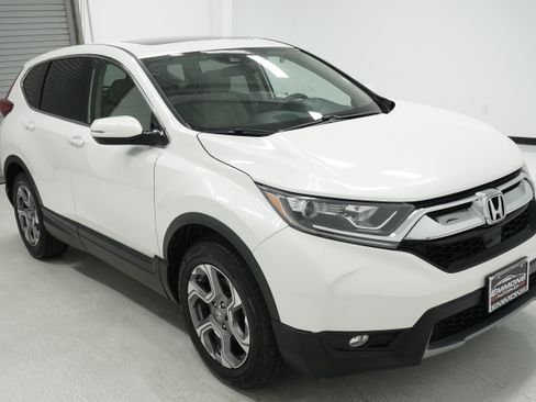 Used 2017 Honda CR-V EX image 3