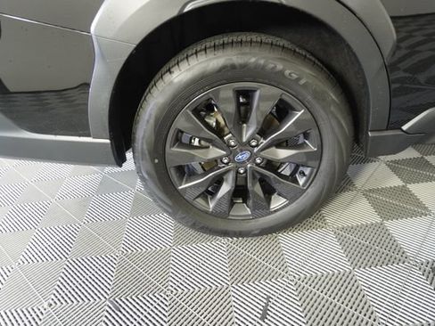 Certified 2025 Subaru Outback Onyx Edition AWD/4WD image 14