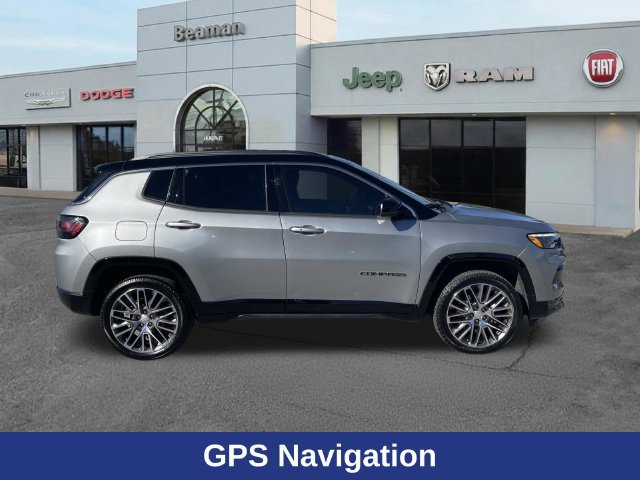 Used 2024 Jeep Compass Limited w/ Elite Group AWD/4WD image 2