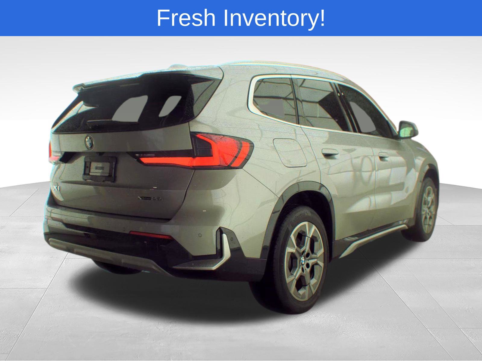 Used 2025 BMW X1 xDrive28i w/ Premium Package AWD/4WD image 5