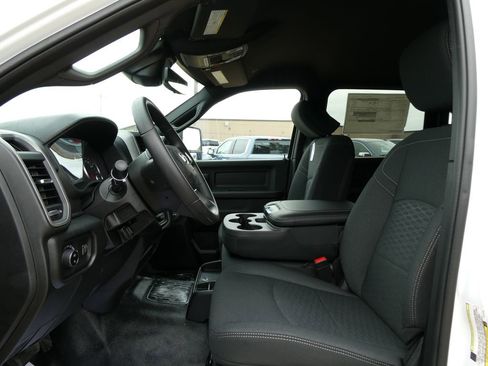 New 2026 RAM 5500 Tradesman AWD/4WD image 15