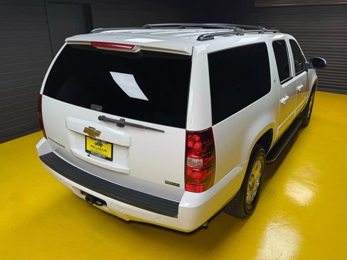 Used 2012 Chevrolet Suburban LT image 53